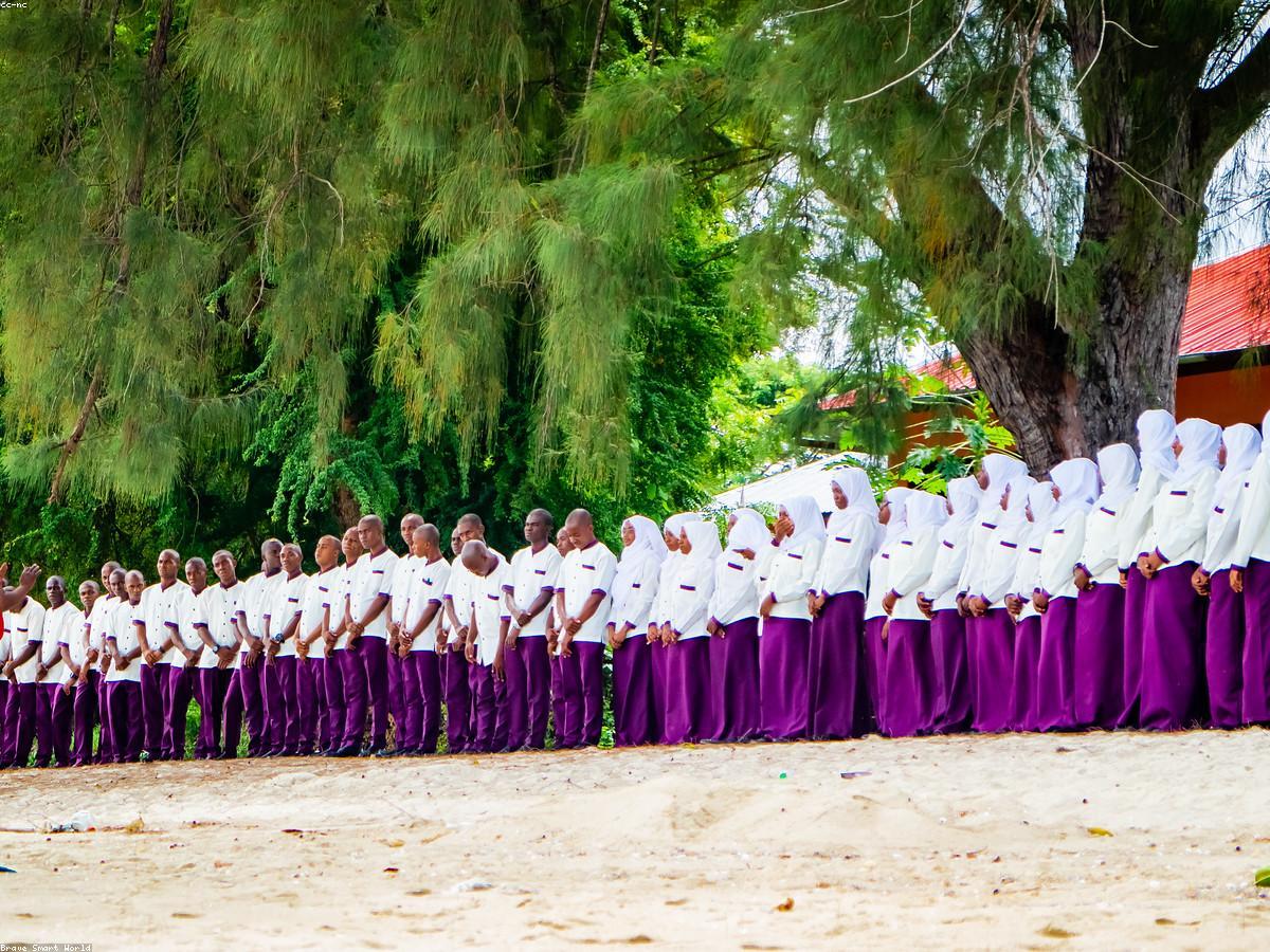 Students learning at Ruguna
